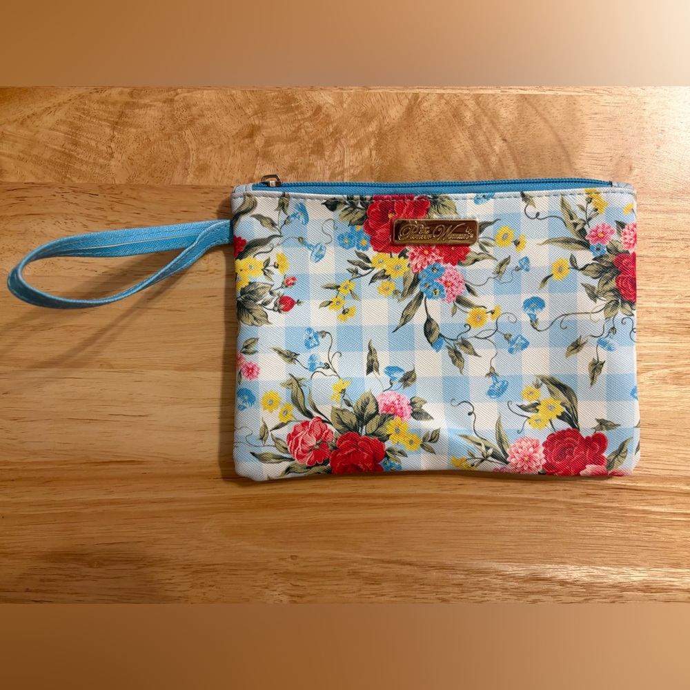 The Pioneer Woman Cosmetic Bag